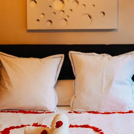 De Caractere Avec Wifi * אקס-לה-טרמה